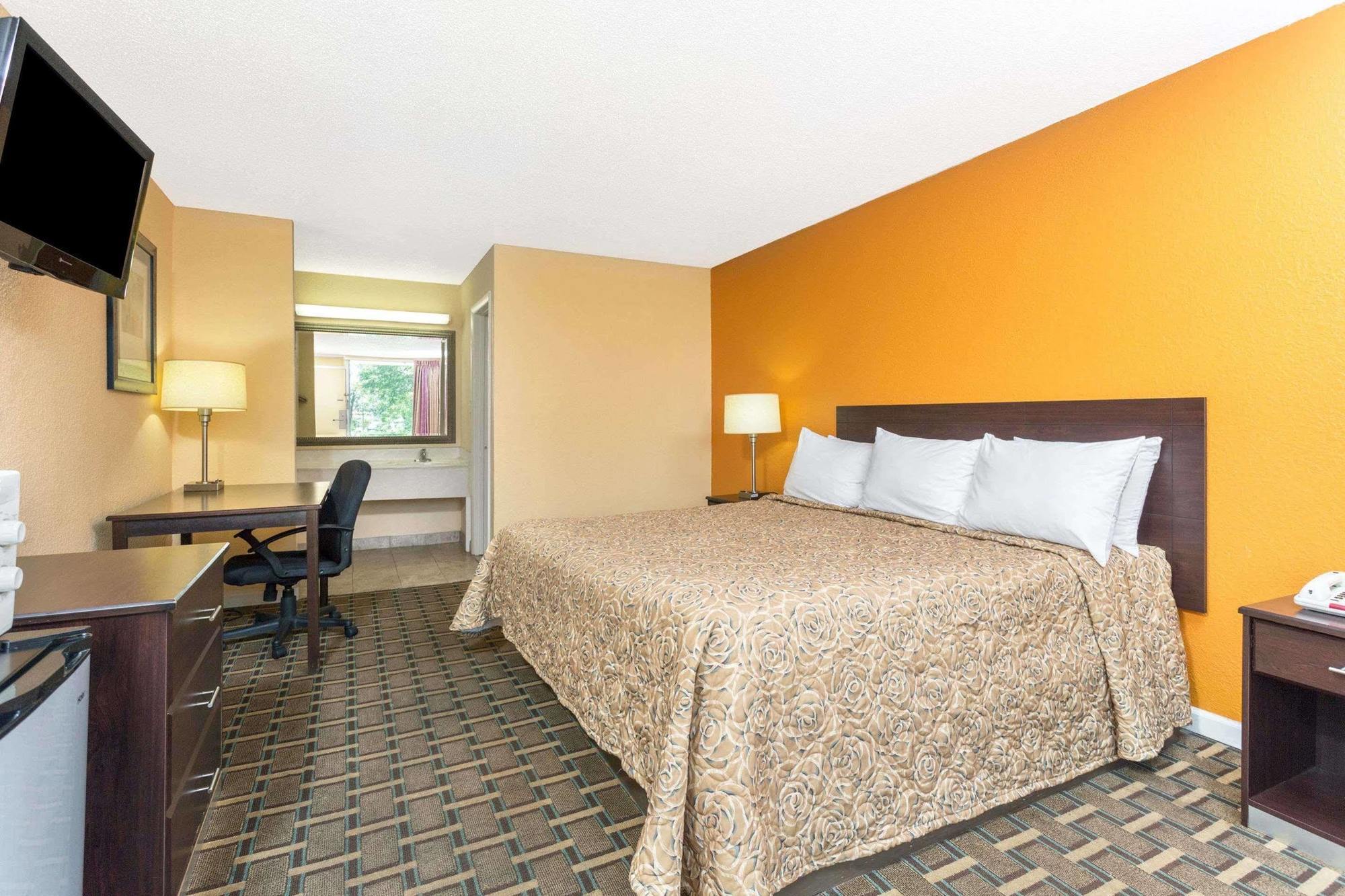 Americas Best Value Inn Perry Esterno foto